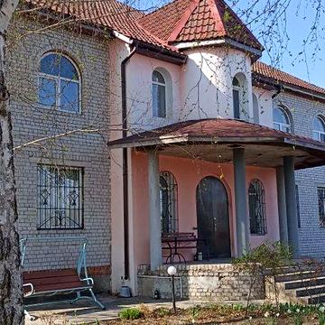 Продам великий будинок в Курилівці з сонячною станцією