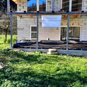 Продаж 2-поверхового будинку з ділянкою на 46 соток