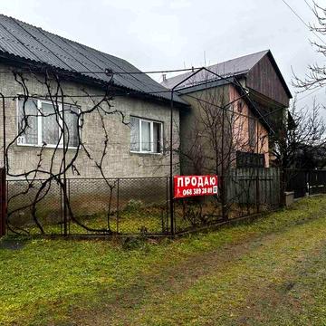 Продається будинок в с. Вишково