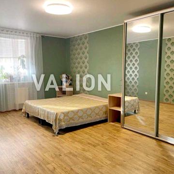 3 кімнатна квартира 99 м2 Позняки , Харківське шосе 17А, Дарниця ЖК Стародарницкий ЖК