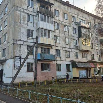 Продам 4х кімнатну квартиру