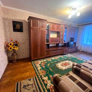 Здається в оренду  2- кімн. кварт., пр. Відродження ( Там-Там Експрес)