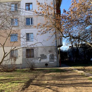 Олеся Бердника вул., 8