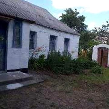 с. Яблунівка Білоцерківський район. Продам будинок біля лісу та річки.