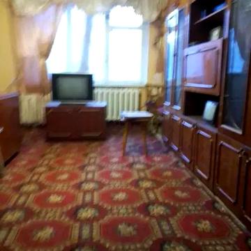 Варшавська вул., 111