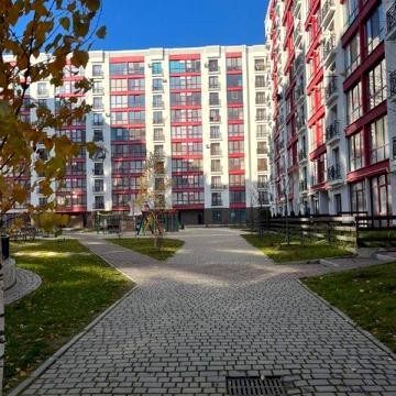 Олександра Довженка вул., 29