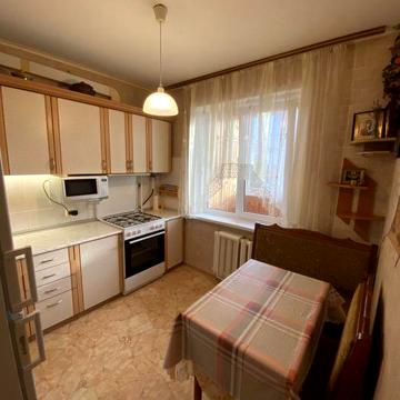 Продаж 1к квартири, поряд з центром, вул. 2-га Нова, 10