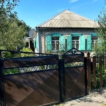 Продам теплий будинок