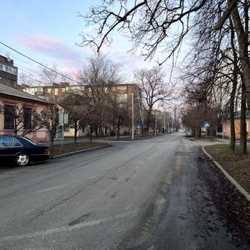 Будинок в центрі на ПРИВАТИЗОВАНІЙ ділянці !!!