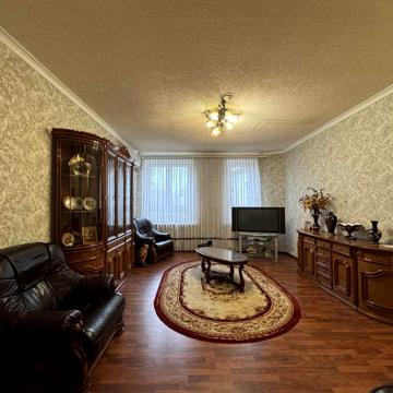 4 кімн; 2кв в 1; пр.Т.Шевченко МегаСпорт 135кв.м