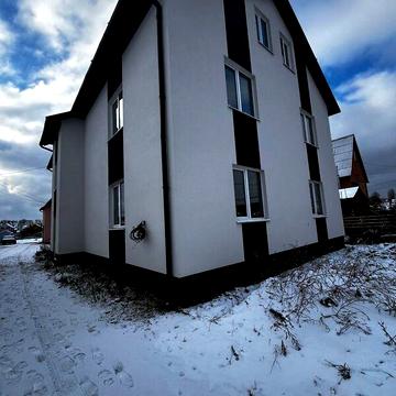 Продаж 4к Квартира Лугова вулиця