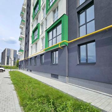 Роксоляни вул., 1