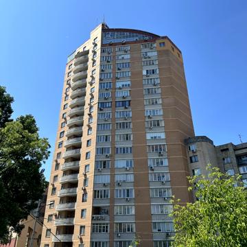 Вʼячеслава Чорновола вул., 2