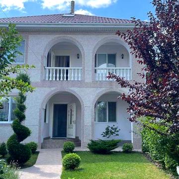 Замечательный дом в лучше локации. Совиньон