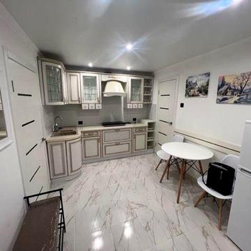 1кім квартира вул.Шараневича , ремонт всі меблі та побутова техніка