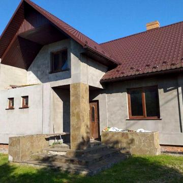 Продається будинок 170м2 + господарська споруда з гаражем  100м2