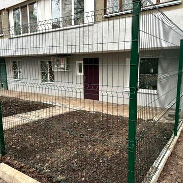 Продам трикімнатну квартиру на Сирці