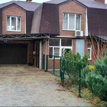 Продаж ДОМ смт.Ворзель з РЕМОНТОМ МЕБЛЯМИ та ТЕХНІКОЙ ,294 м.2 ,15 сот