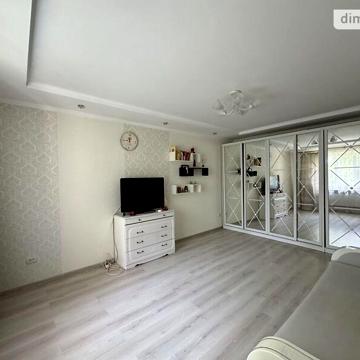 Продаж 1к Квартира Українська вулиця