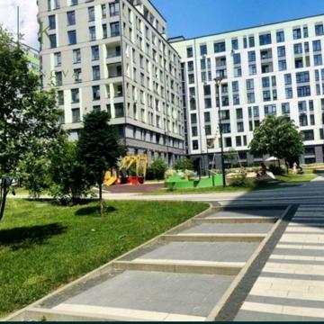 Пасічна вул., 169