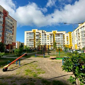 Миколаївська вул., 21