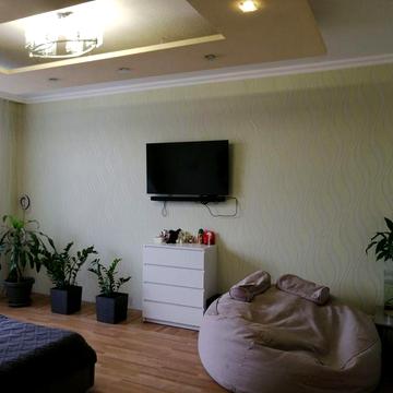 Продам 3 кімнатну простору квартиру з ремонтом!