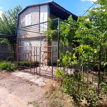 Продам дачу в Металург 2