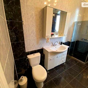 Продаж 3к Квартира вул. Донцова Дмитра