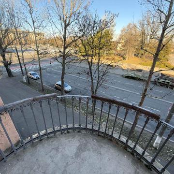 Продаж сввжоі 2 ки в сталінка вул Соборна