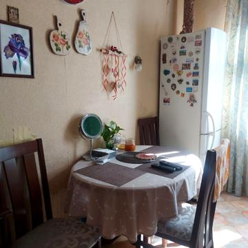 Базарна вул., 45