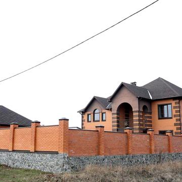 Продам цегляний будинок