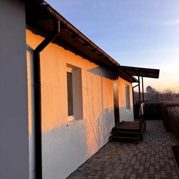 Продам будинок в селищі Печеніги
