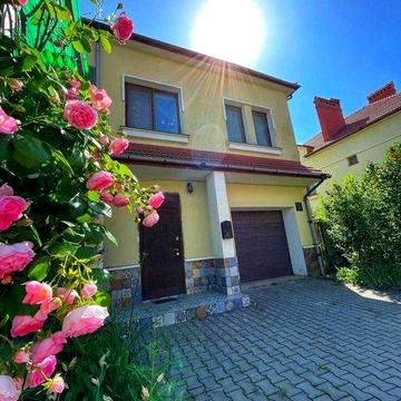 Продаётся дом в элитном коттеджном посёлке Совиньон