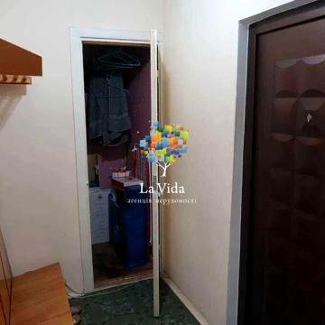Продам 1к квартиру Братиславська 12