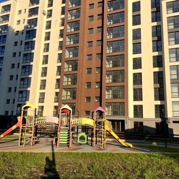Простора двокімнатна квартира поруч Велмарту ЖК Мануфактура