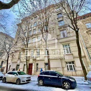 Миколи Гоголя вул., 5
