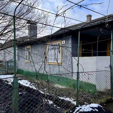 Продам частину будинку