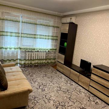Л.Жаботинского, 55