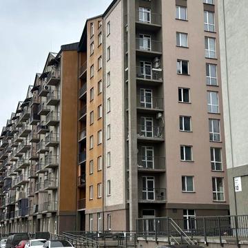 Героїв Крут вул., 10