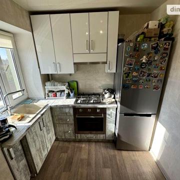 Продаж 2к Квартира Тролейбусна (Степана Халтуріна) вулиця