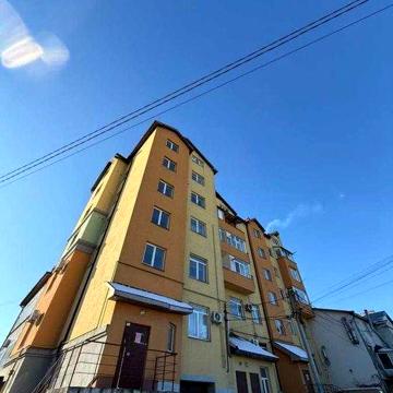 3-кімнатна в новобудові в центрі!