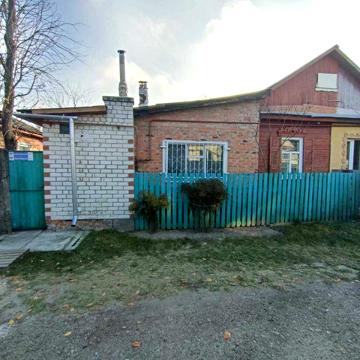 Продам часть дома з гаражем, та великим погребом, район Старой Подусов