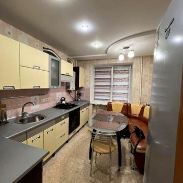 3 комн Квартира с ремонтом мебелью Панютино