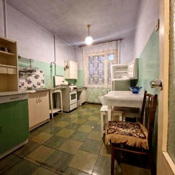 Академіка Корольова вул., 53