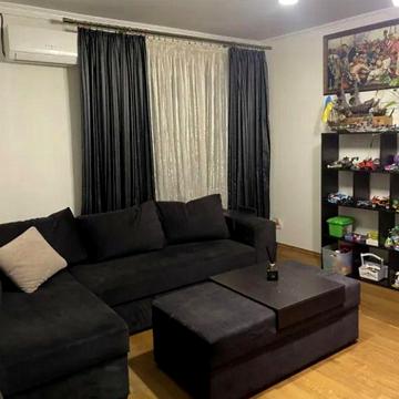 Продаж 3к квартири 76 кв. м на вул. Карпенка