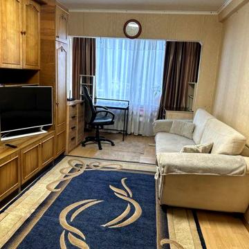 Продаж 1 к. квартири по вул. Героїв Небесної Сотні( Возʼєднання)