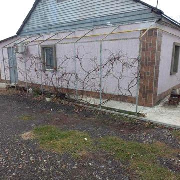 Продам дом в районне санатория Новомосковський