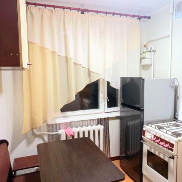 Сергія Гладуша вул. (Карбишева), 8