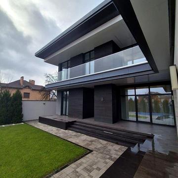 Продаж 4к Дім Заньковецької Марії вулиця