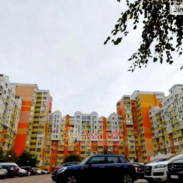 Продаж 3к Квартира Академіка Сахарова вулиця